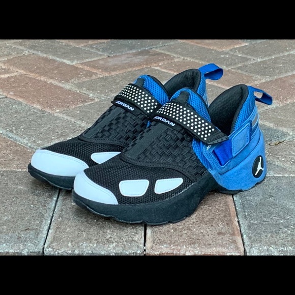 nike air jordan trunner